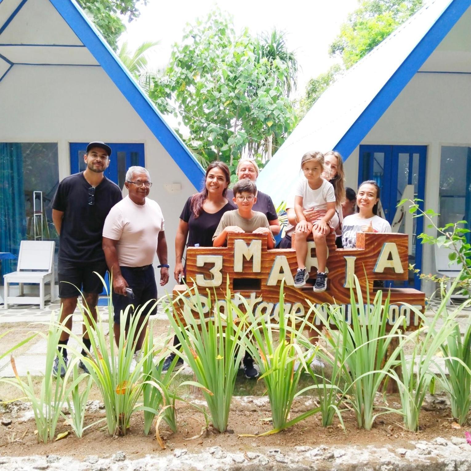 Tria Maria Cottage Ngurbloat Zimmer foto