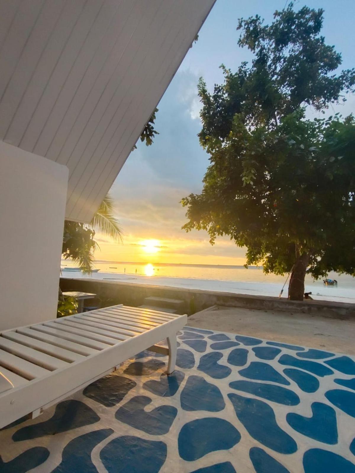 Tria Maria Cottage Ngurbloat Exterior foto